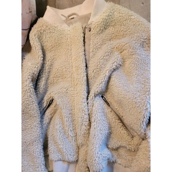 Free people off white Sherpa‎ bomber jacket womens - Picture 3 of 7